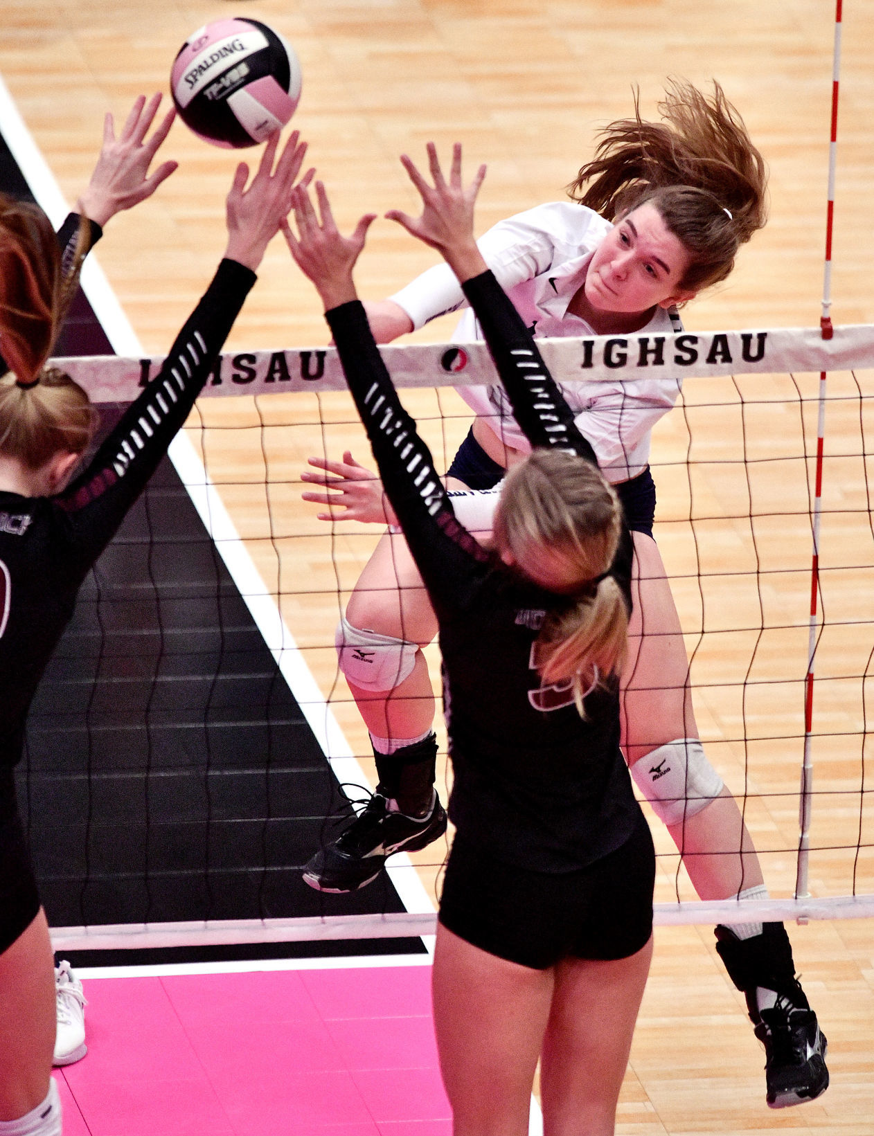 Western Christian vs Hudson state volleyball